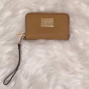Michael Kors camel wristlet